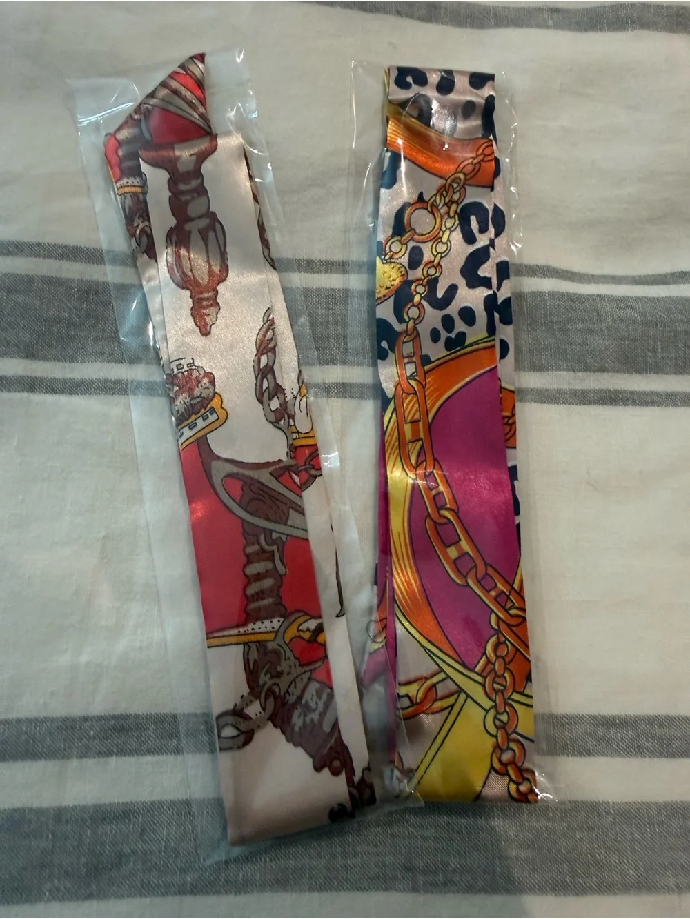 Silk-Effect Multicolor Twillys